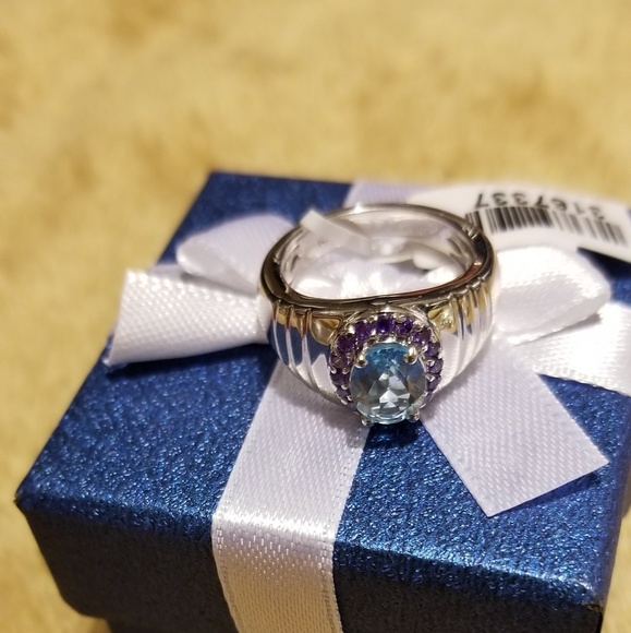 Ring - Picture 1 of 2